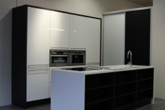 NeatWood_kuchys_na_míru_folie_lesk_13